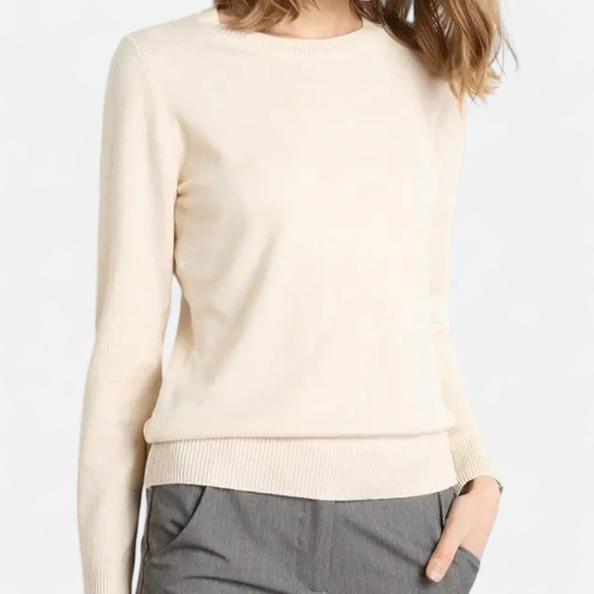 Women's Merino Wool Crew Neck Sweater Timeless Fit