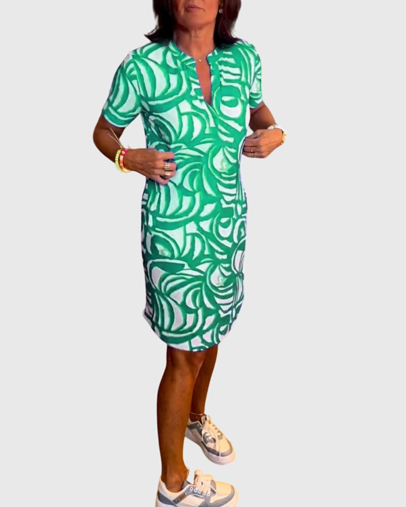 Lily | Flattering Avenue Walk Dress