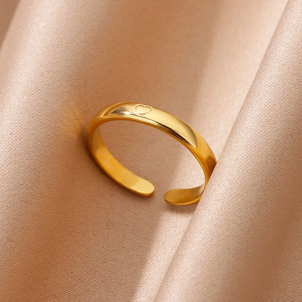 Clara | Liebesring 18 Karat Gold