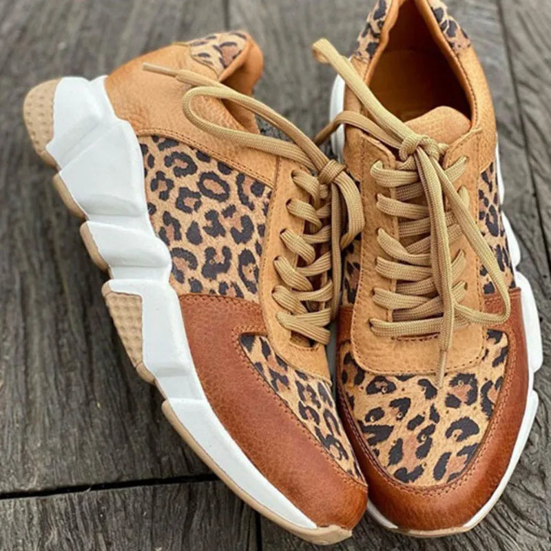 Lily | Pohodlné tenisky s leopardím vzorem.
