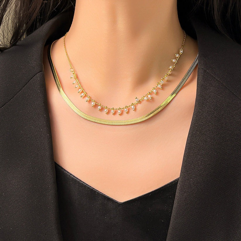 Clara | Ensemble de collier ras-du-cou serpent luxueux et bijoux en perles en or 18 carats
