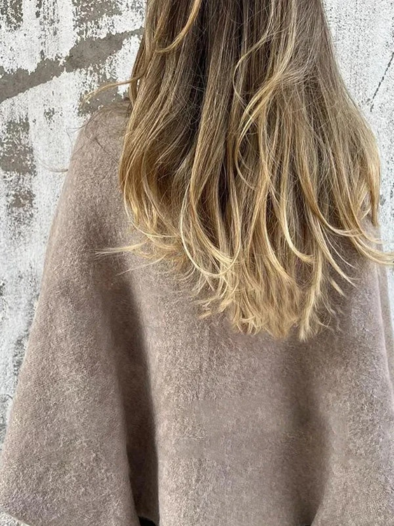 VIVIENNE PRACHT STRICKJACKE
