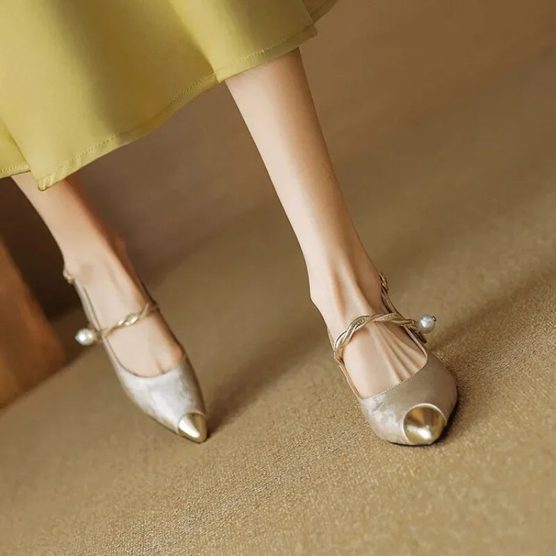 Lily | Elegant Pumps
