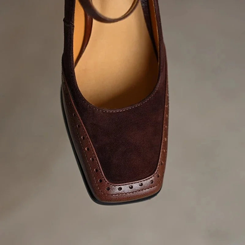 Lily | Classic Pumps