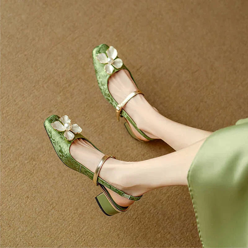 Annie | Eloise Elegant Pumps