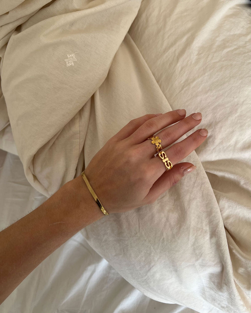 Clara | Ring 18 Karat Gold