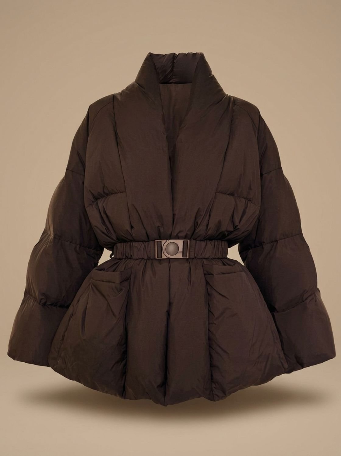 Chaqueta de plumón para mujer con cinturón de hebilla y cuello alto