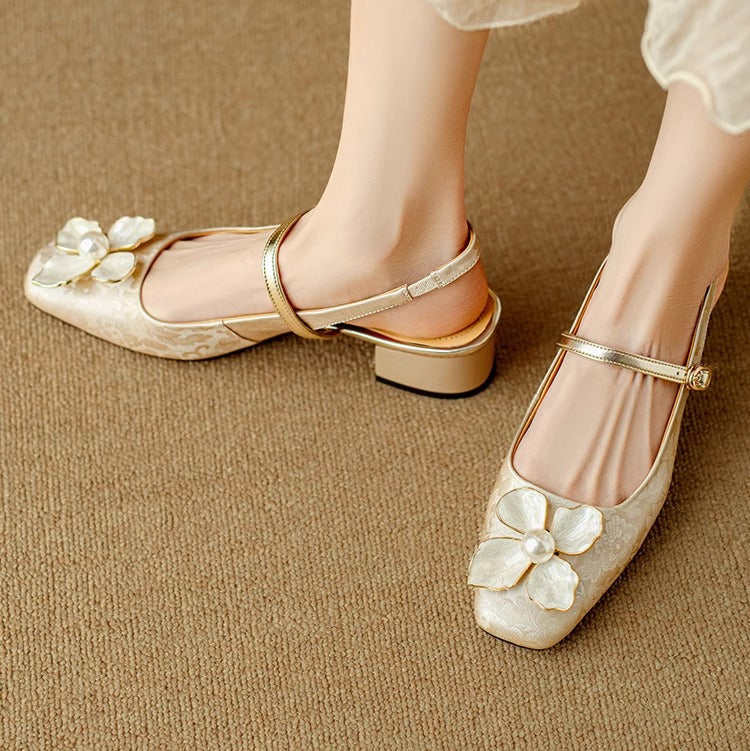 Annie | Eloise Elegant Pumps