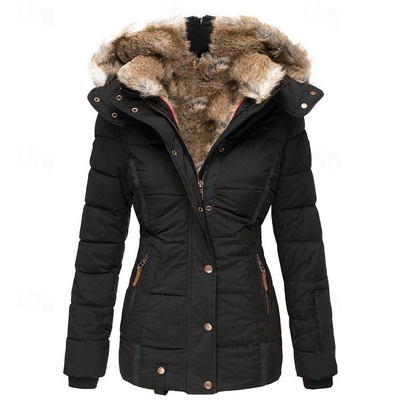 Cappotto trapuntato da donna con cappuccio rimovibile e vita sagomata