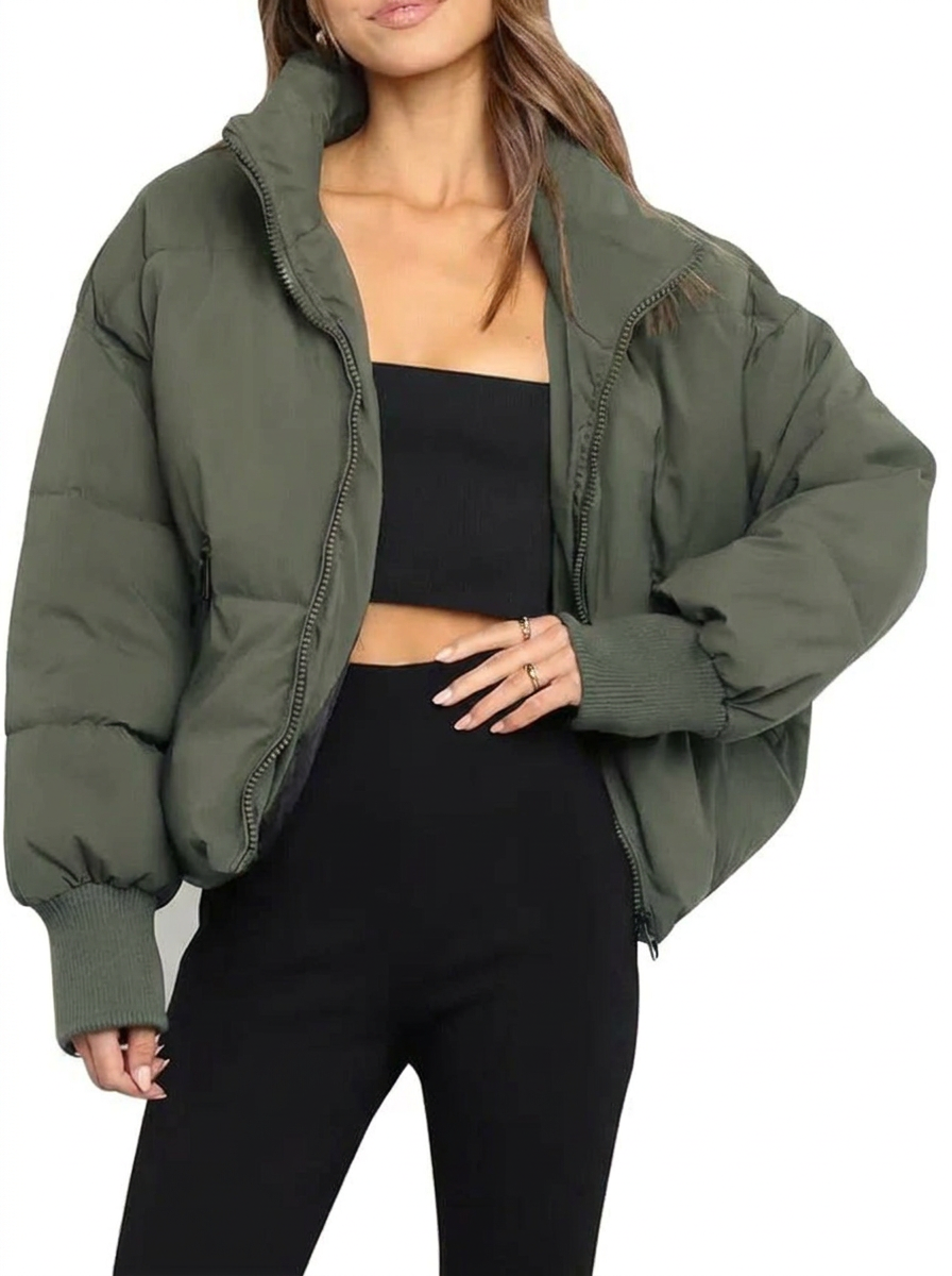 Women's Short Quilted Down Jacket with Fitted Cut