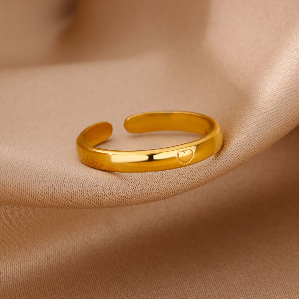 Clara | Liebesring 18 Karat Gold