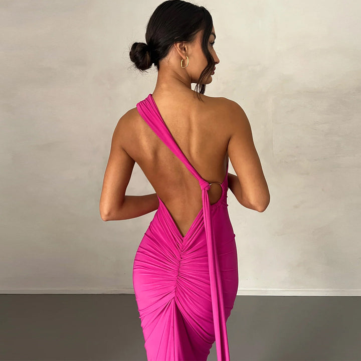 Elara - Backless Slim Fit Pleated Dress