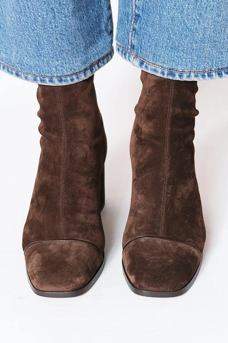 BOTAS DE TACÓN CON PUNTA CUADRADA