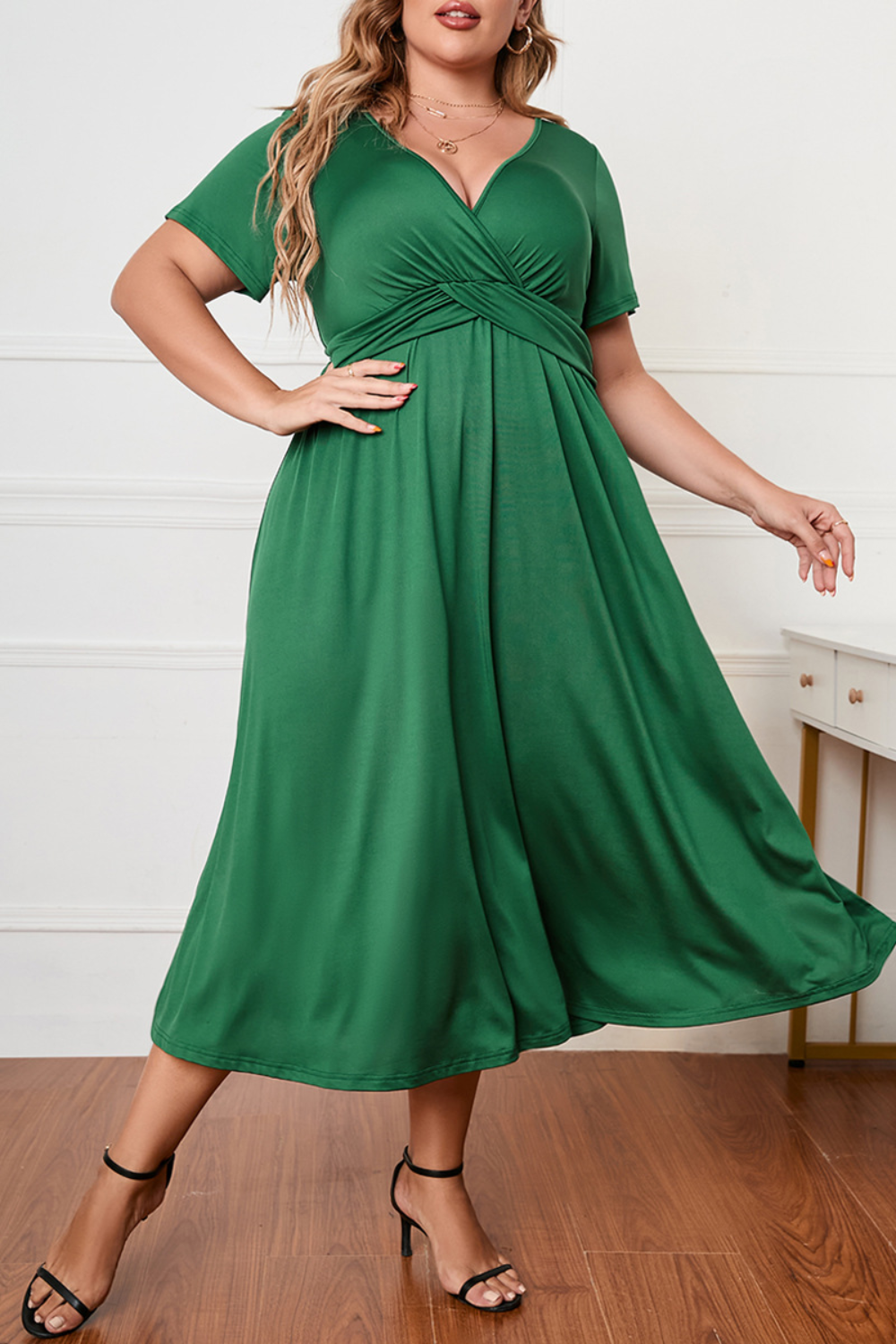 Valencia Elegant Maxi Dress