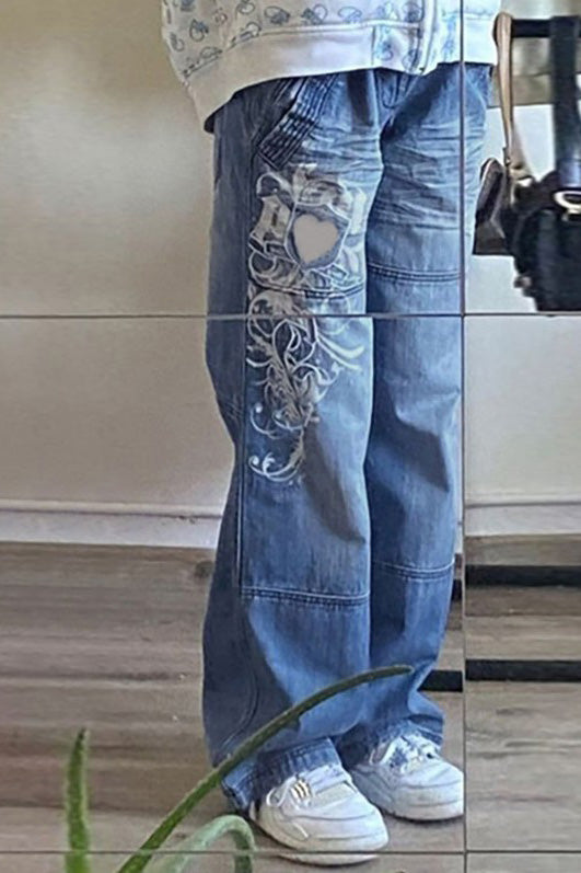 Street-Style Washed Jeans