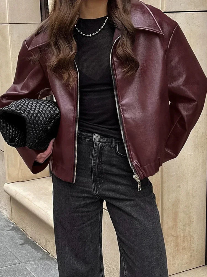 Women's Short Jacket Classic Cut Sturdy Build