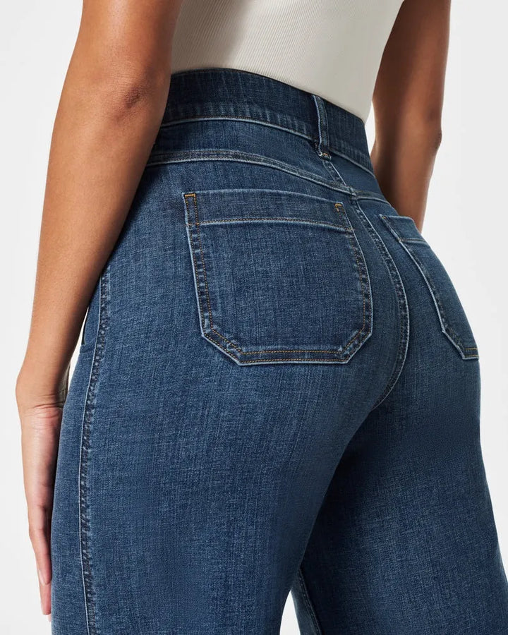 Charlotte Sculpting Cropped Wide-Leg Jeans