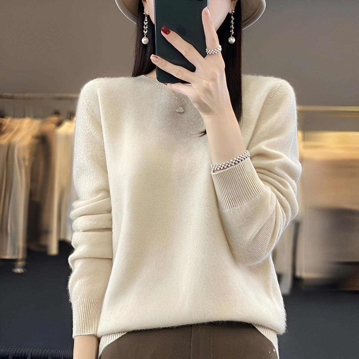 Women's Knit Sweater Round Neck Sophisticated Cut