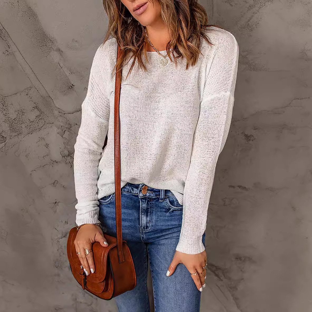Women's Wool Sweater Round Neck Relaxed Cut