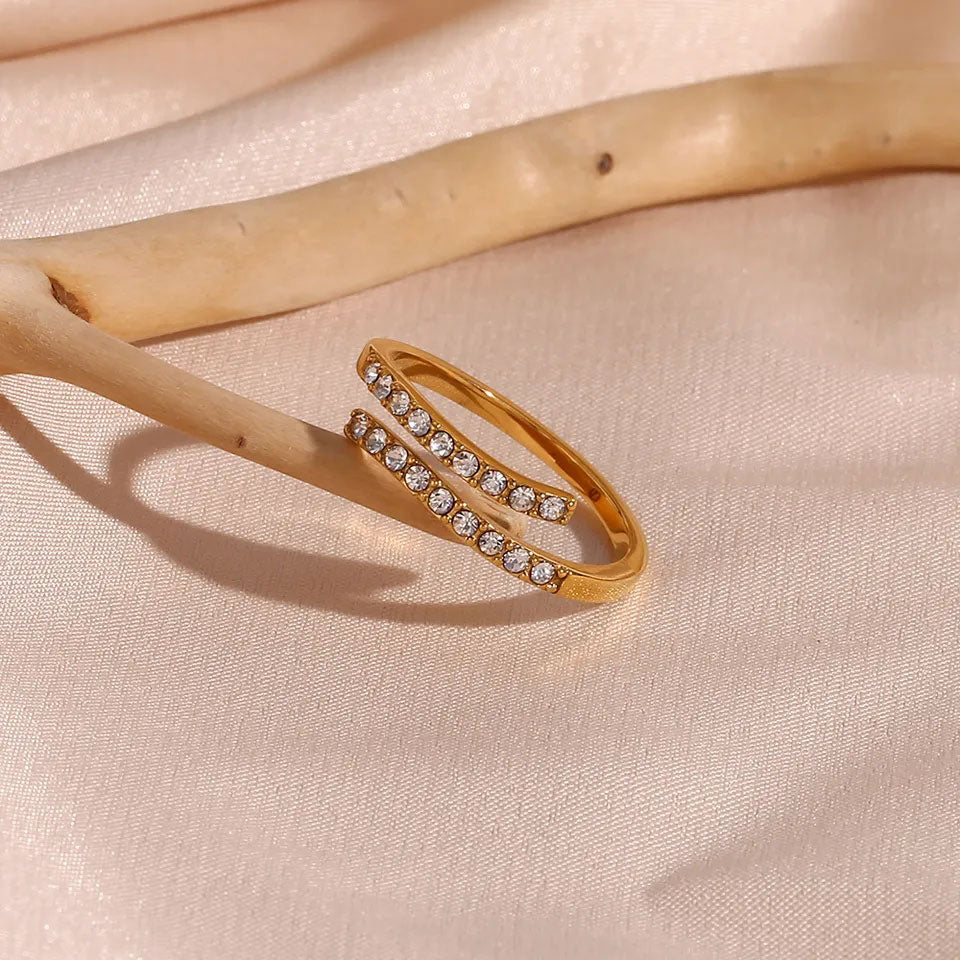 Clara | Ring 18 Karat Gold