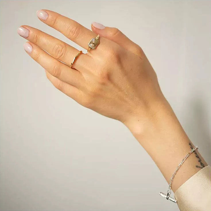 Clara | Sonnenstrahl-Ring 18K Gold