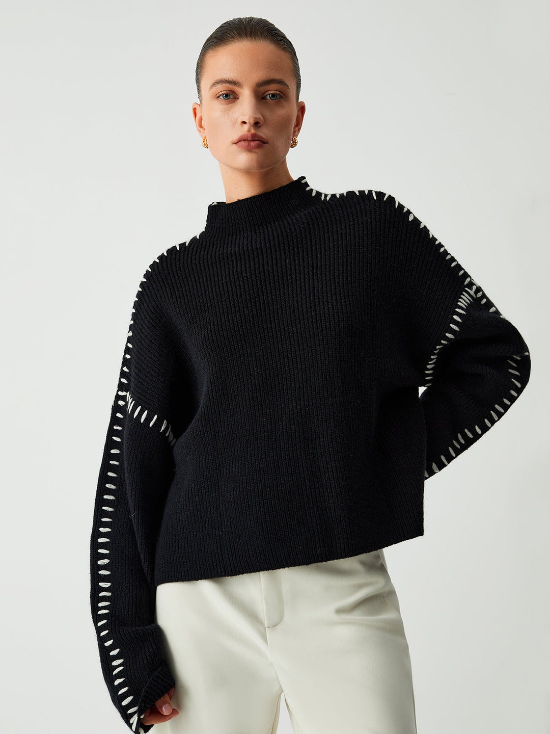 Georgia - Chic and Timeless Sweater