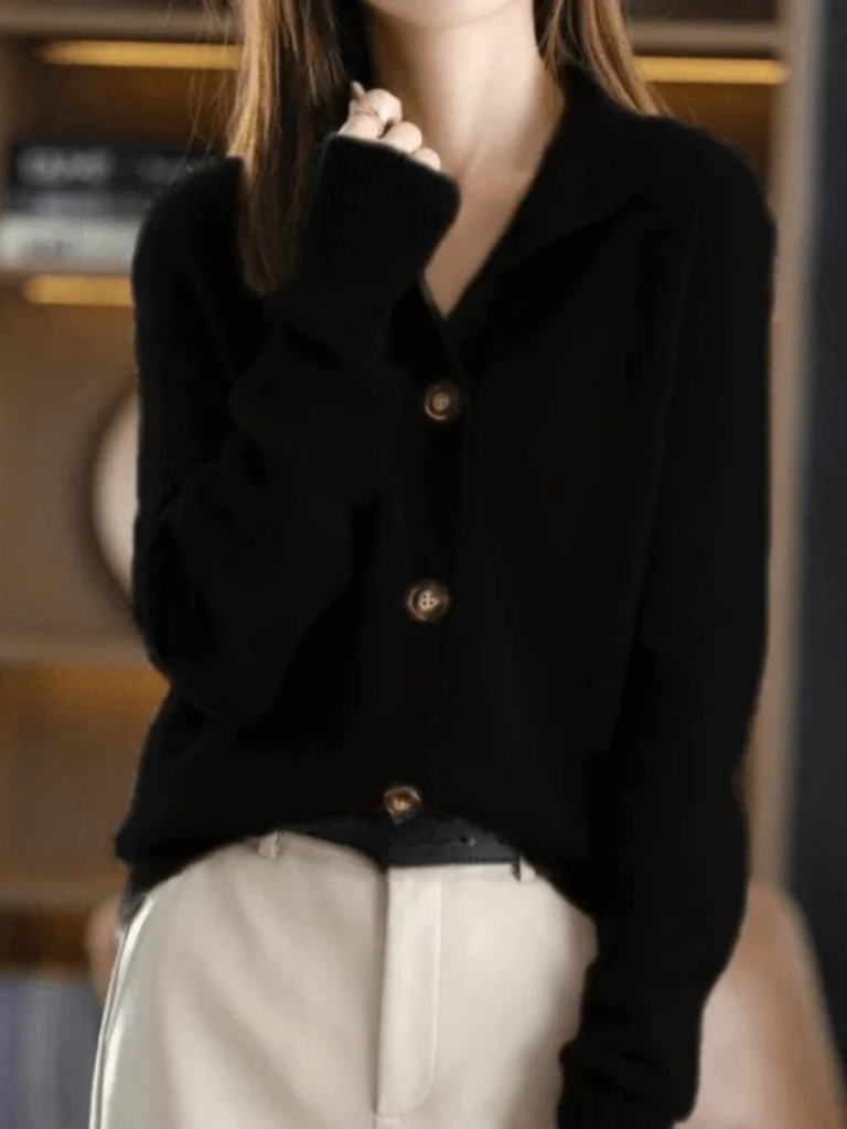 Sofia - Knopfstrickjacke