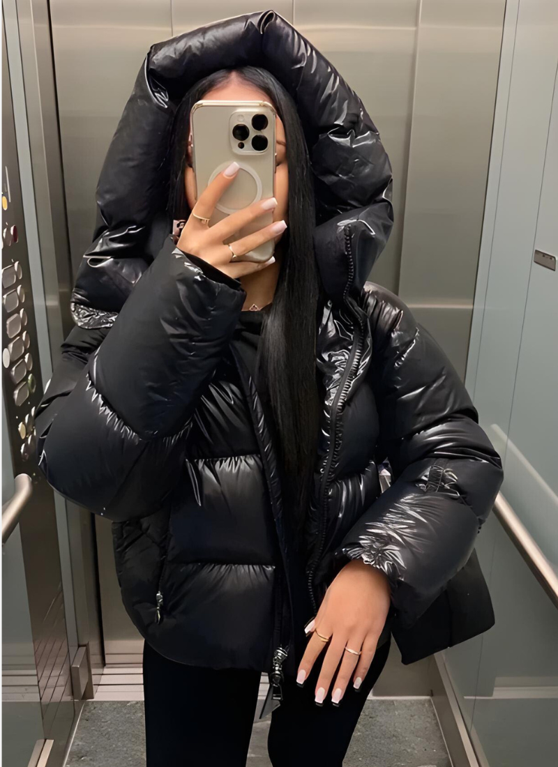 Women's Lightweight Quilted Jacket Modern Flattering Fit