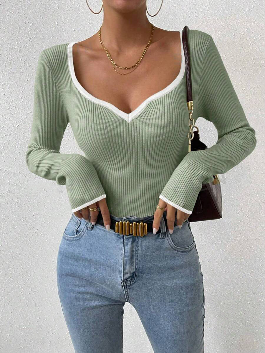 Susan V-Neck Fitted Top