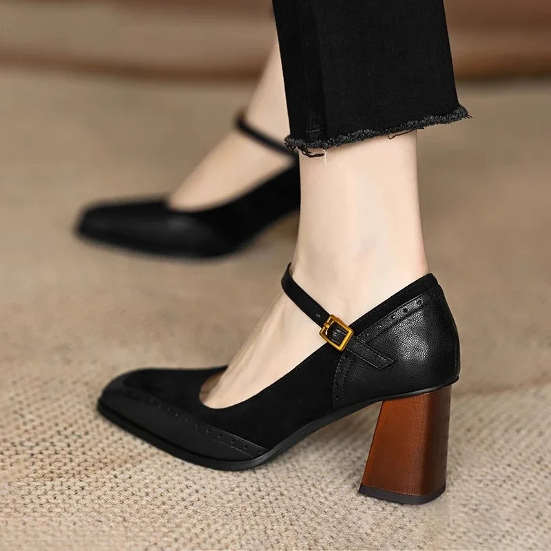 Lily | Classic Pumps