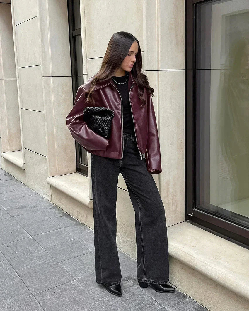 Women's Short Jacket Classic Cut Sturdy Build