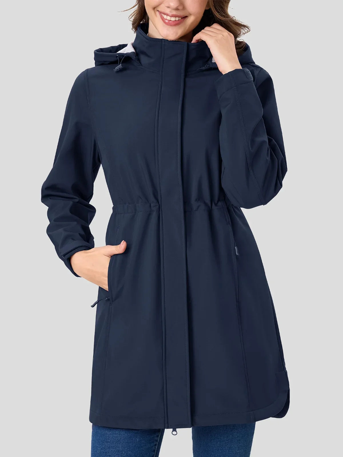 Chaqueta softshell con capucha y forro polar para mujer
