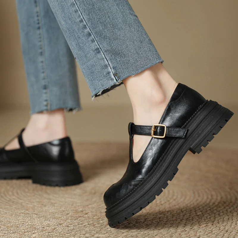 Lily | T-bar Shoes