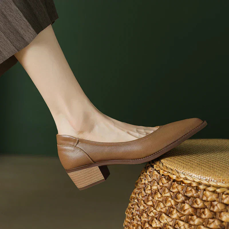 Lily | Mid Heeled Shoes.