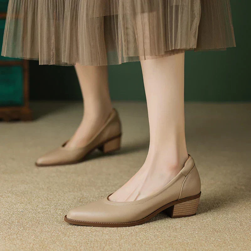 Lily | Mid Heeled Shoes.