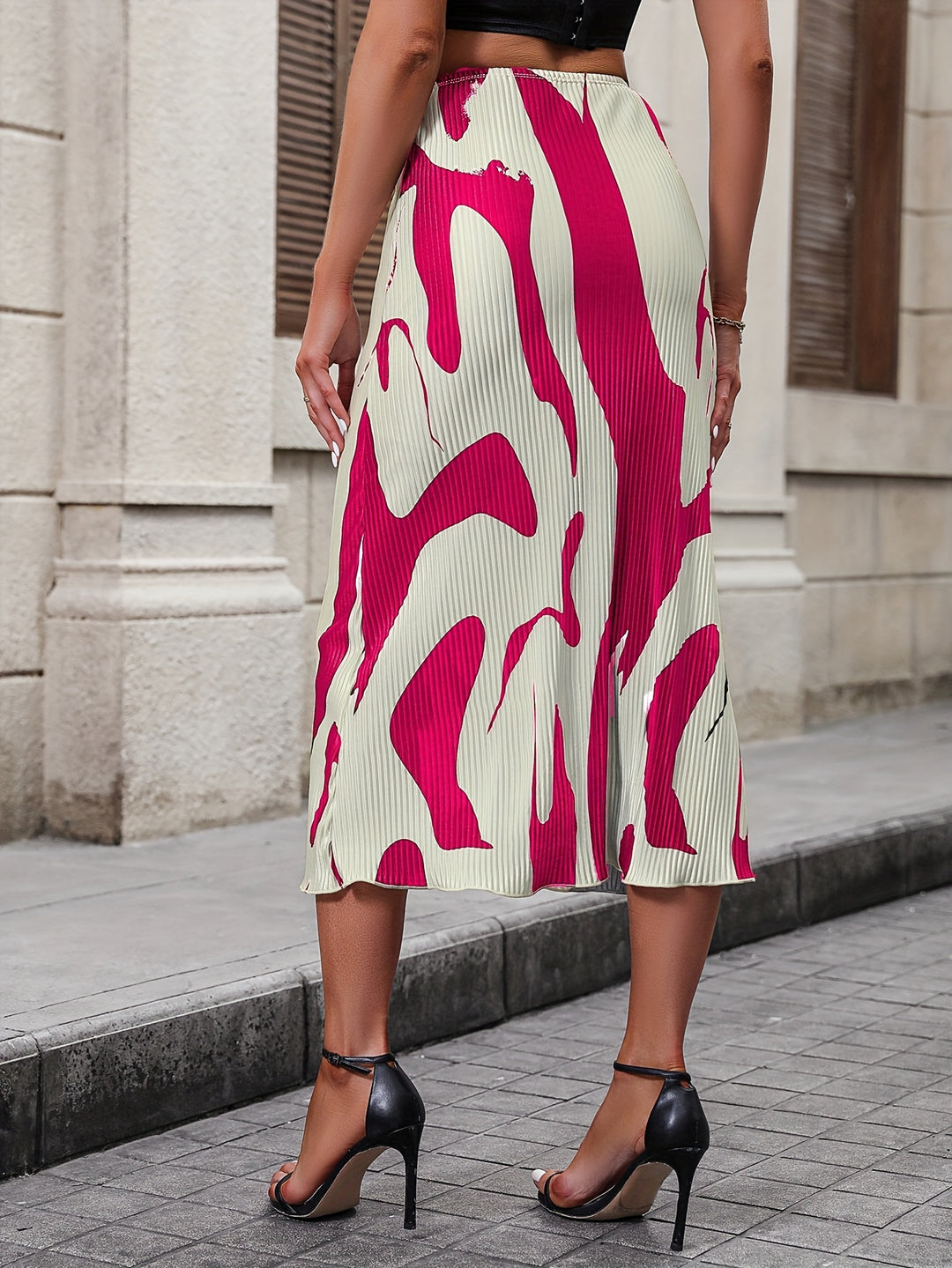 Zoe - Abstract Print Mid-Length Skirt