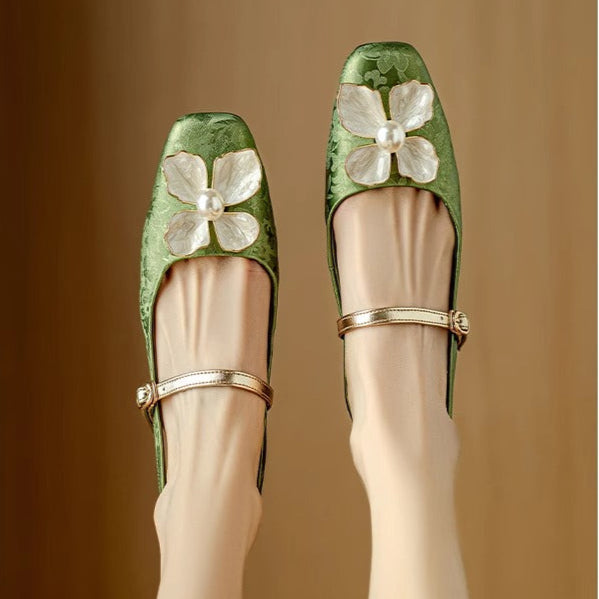 Lily | Eloise Elegant Pumps