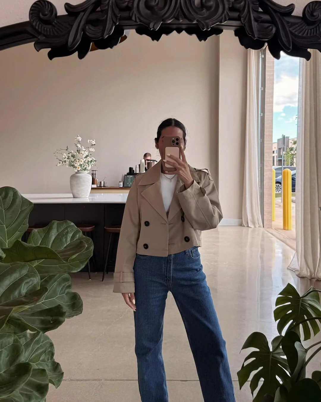 Women's Short Double-Breasted Trench Coat Defined Lapels
