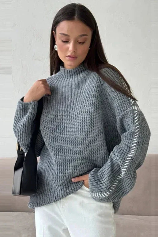 Pull oversize épais à col cheminée pour femme avec détails contrastants